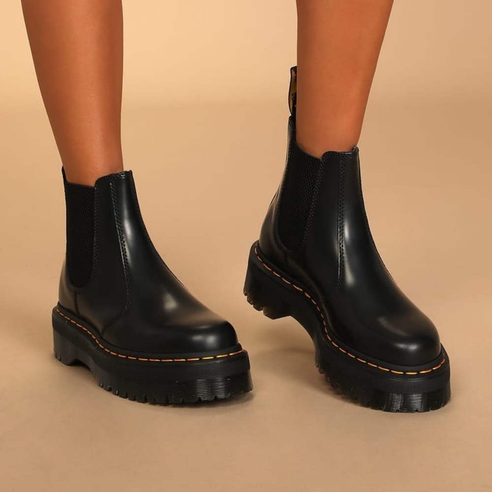Platform Doc Martens Chelsea Boots